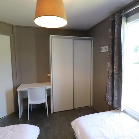 Chalet Confortable Avec Terrasse, 2 Ch., Proche Centre-bourg - Fr-1-742-341 Le Rouget